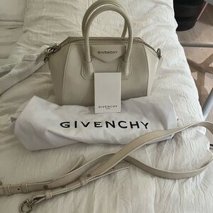 Givenchy Mini Antigona